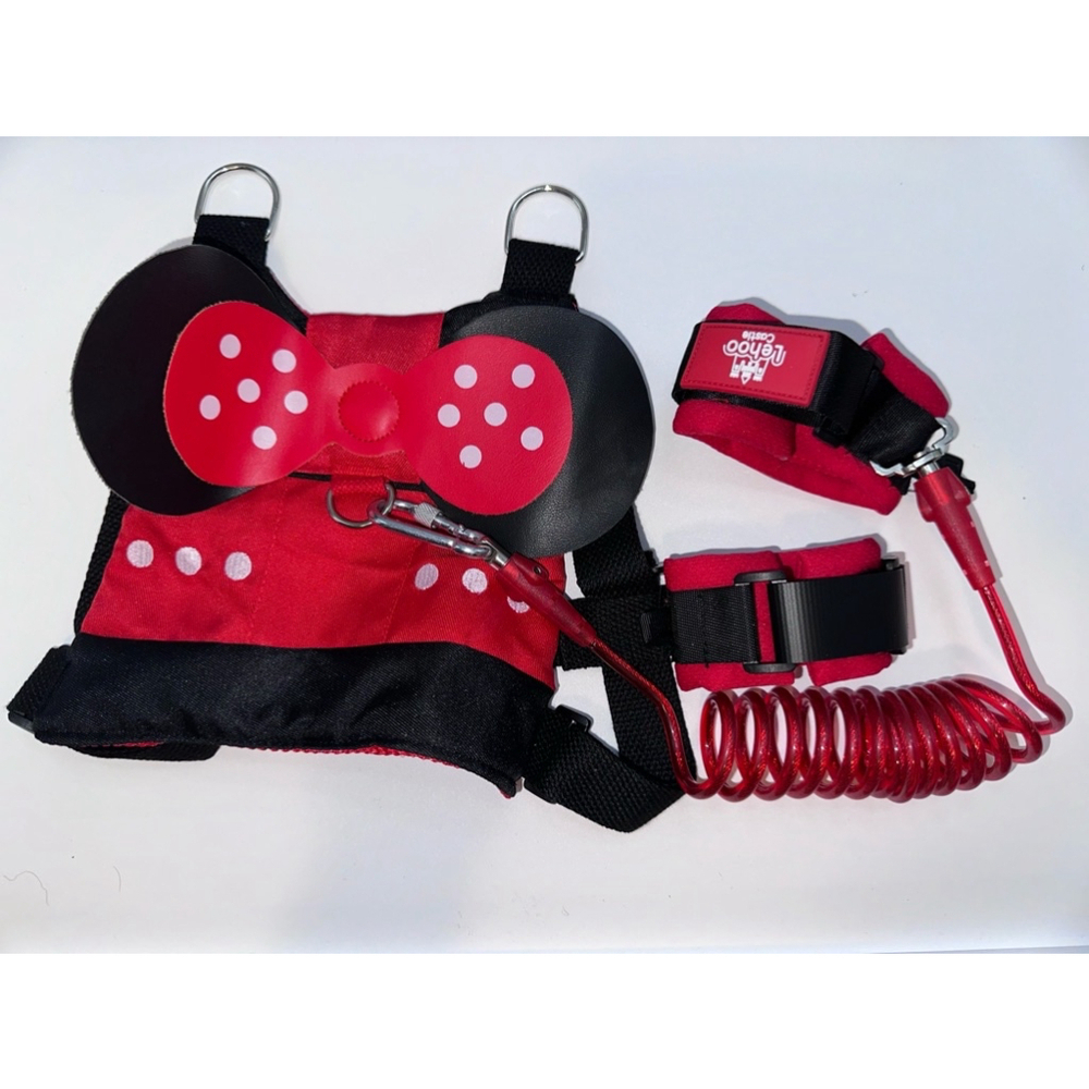 New
Minnie Mouse child harness with adjustable clips.